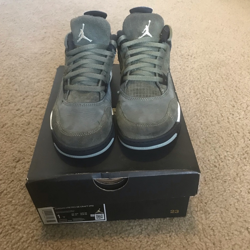 Jordan 4